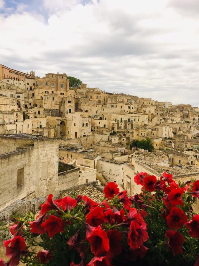 Alla Dimora Di Chiara Suite And Rooms Матера Екстериор снимка