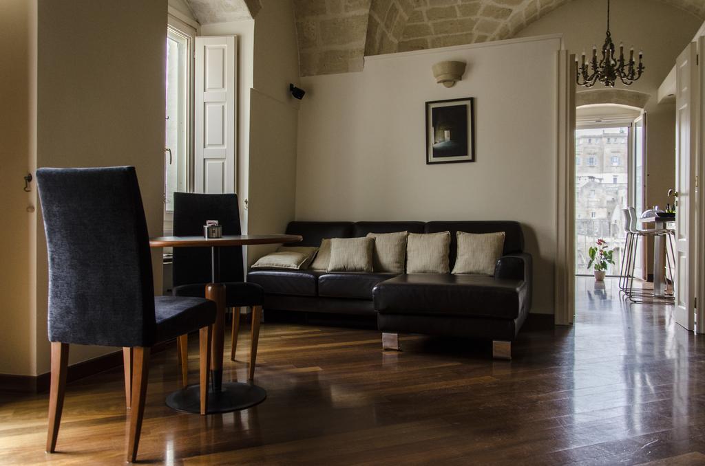 Alla Dimora Di Chiara Suite And Rooms Матера Екстериор снимка