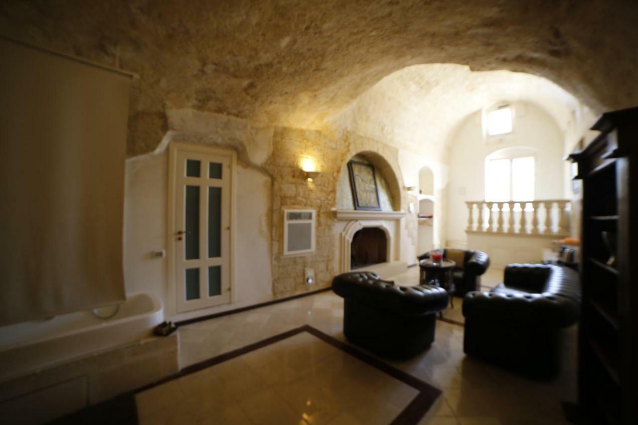 Alla Dimora Di Chiara Suite And Rooms Матера Екстериор снимка